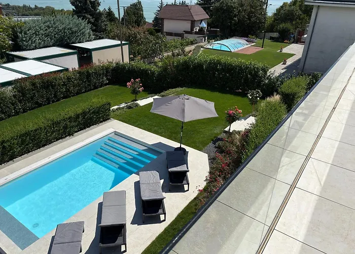 Kisfaludy Residence